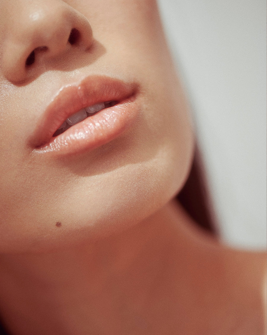 Henné Organics Luxury Lip Tint - Coral
